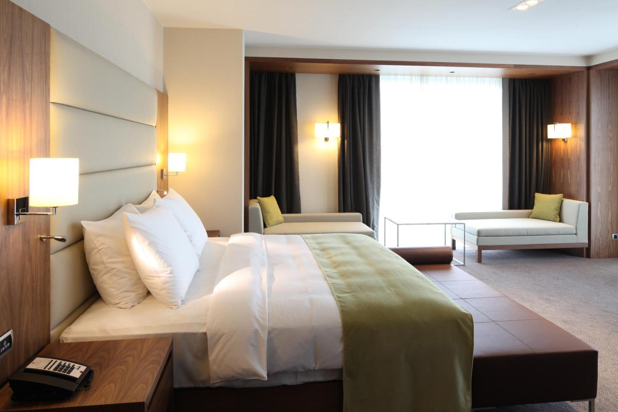 Hotel Aryan Palace Near Khatu Mandir Екстер'єр фото